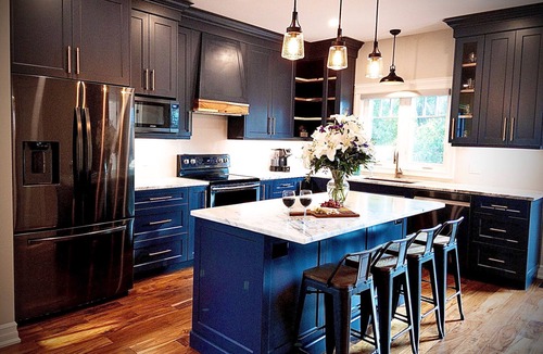 Crystal Beach House | Luxury stay at a Beach House Sleeps 8 Walk to Bay Beach
