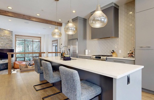 Sundance Estates House | Luxury Village Retreat - Steps from the Village