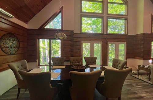 Algonquin Highlands Cottage | Magnificent and private forested retreat at the Highland House!