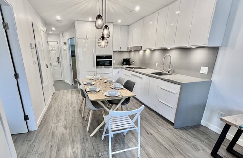 Village North Condo | Main Village 2 Bedroom 2 Bathroom King AC Laundry Parking EV