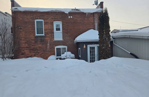 Powassan Apartment | ​Mainstreet Hideaway | Cozy Downtown Gem in the Heart of Powassan