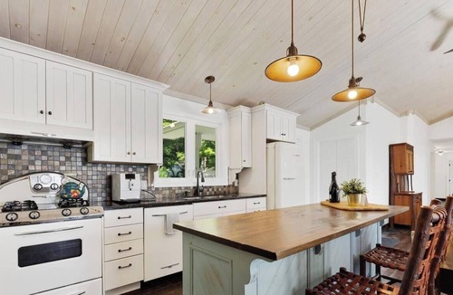 Rosseau House | Majestic Views on Lake Rosseau