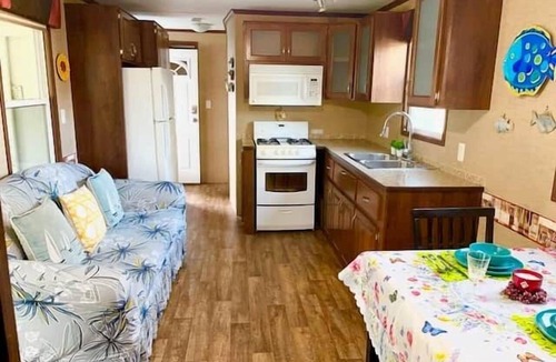 Sherkston House | MARINER Getaway cottage at Sherkston Resort Port Colborne