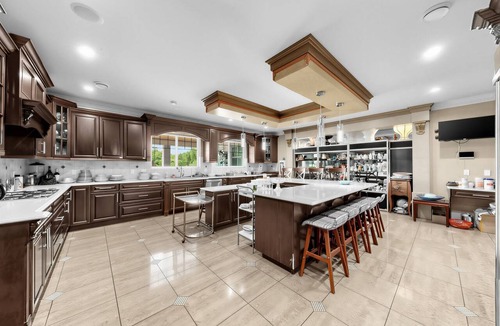 Richmond House | Massive Luxury Estate Mansion with Indoor Pool, Gym & AC