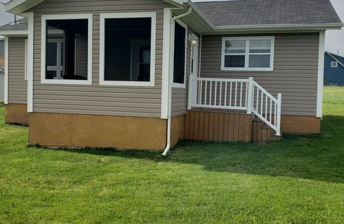 Savage Harbour Cottage | Mel's Place - Minutes walk to the beach