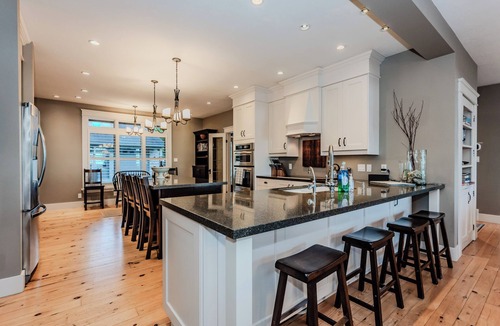 Lion's Head Cottage | Michael’s Luxury Cottage on Bruce Trail/Starlink