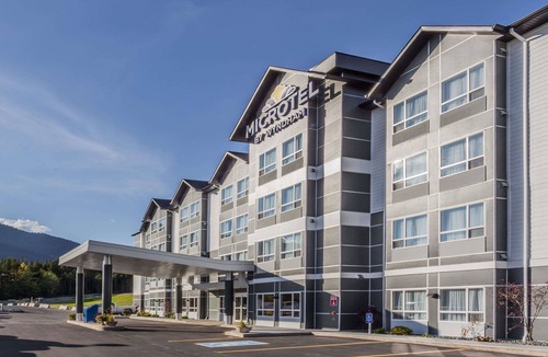 Kitimat Hotel | Microtel Inn & Suites by Wyndham Kitimat