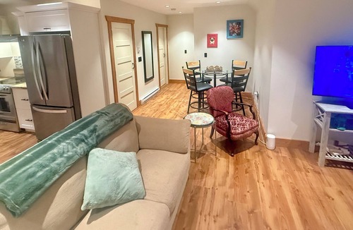 Regional District of Nanaimo Apartment | Mid Vancouver Island Getaway
