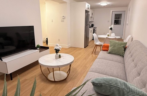 Mount Pearl Apartment | Modern 2-BR Hideaway Near Kenmount Road, 15mins to Downtown St John's