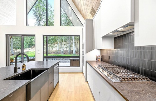Fernie House | Modern A-Frame | Ski In | Hot Tub | Fernie Alpine Resort