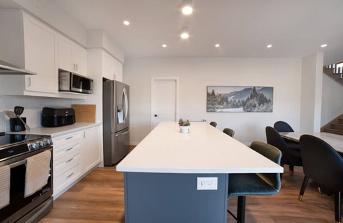Washago House | Modern Orillia Retreat - W/Game Room