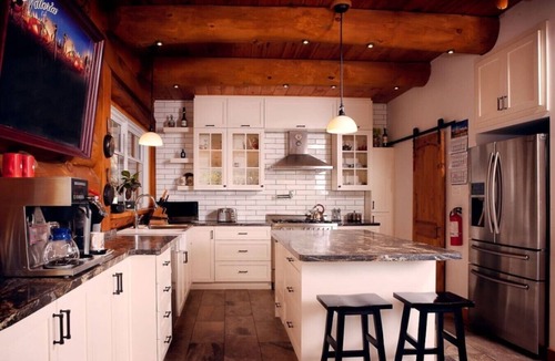 Sainte-Adele Ski Chalet | Montagnard des Pays-d`en-Haut/Private Pool & Spa/Nature & Lake