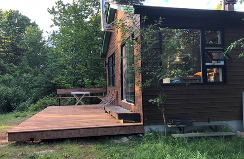 Mille-Isles Ski Chalet | Monthly Micro Chalet rental, season! Ski in the Laurentians, access to the lake!
