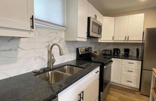 Cookstown Hotel | Motel 400 & Suites Single Kitchenette Unit C