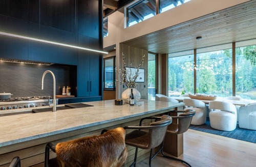 Revelstoke Ski Chalet | Mountain Lake Luxury Ski Chalet