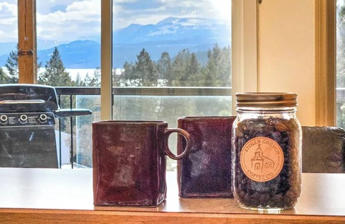 Invermere House | Mountain Retreat: Spacious 3BR Downtown Home