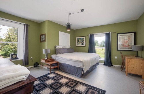 Trent Hills Resort | Multi-Family Private Resort (Pool, Gardens, Swings, 3-Full Homes) *Sleeps 30*