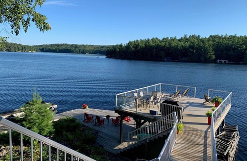 Bracebridge Cottage | Muskoka Charm at it's best! Peaceful Island Escape close to marina