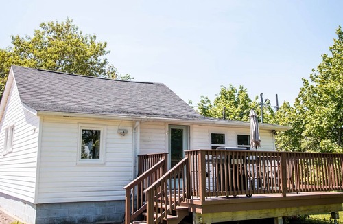 Pointe-du-Chene House | NEW 3 BR Sail & Shore Cottage Near Parlee Beach