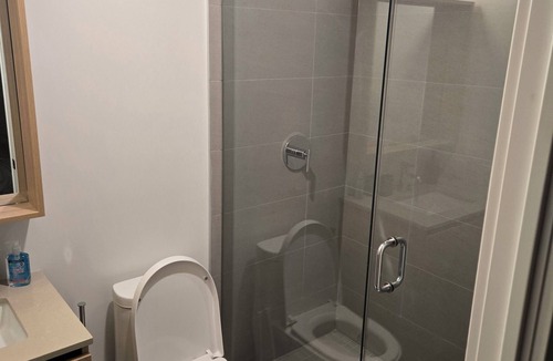 Old Town Condo | New Build! Downtown 1BR+Den 2 Baths Balcony. Close to the Hwy, mall, stores.