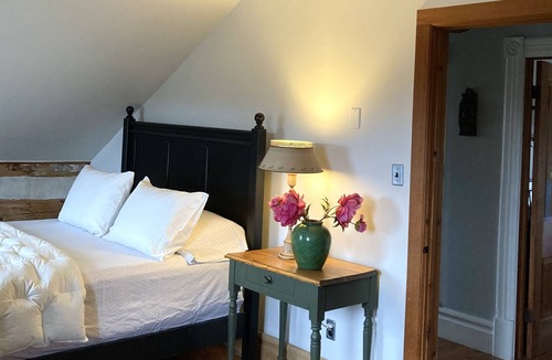 West Grey Other | New Listing! Private retreat for nature lovers-minutes from town and restaurants