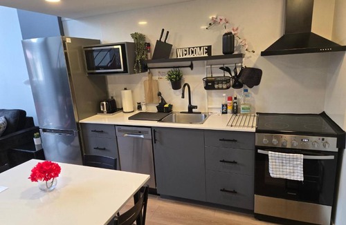 Downtown Vancouver Apartment | New York Style Loft in Downtown Vancouver