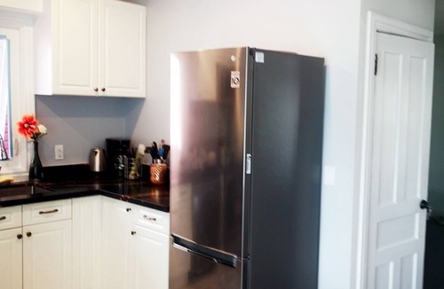 Niagara Falls House | #Newly Renovated 4BR# in Central Falls! Perfect location 5 mins walk to DT