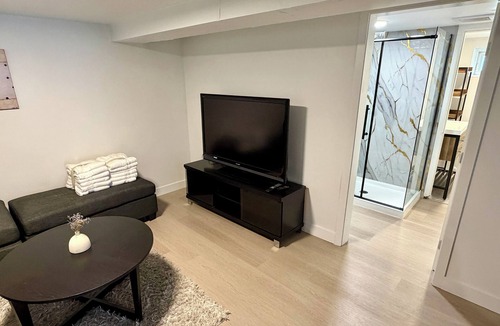 Renfrew-Collingwood House | Newly renovated house in the Heart of Vancouver!