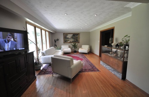 Virgil House | Niagara Acres, home away from home situated in the heart of Niagara wine country