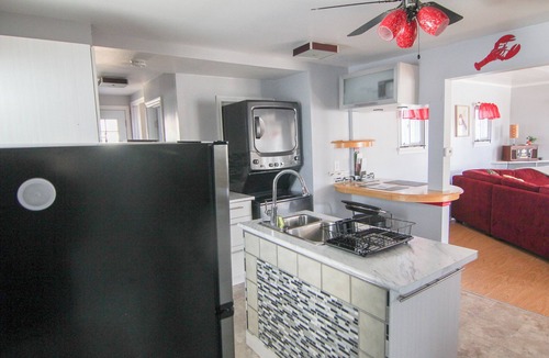 Chippawa Cottage | Niagara Falls PRIVATE COTTAGE, close to all amenities.