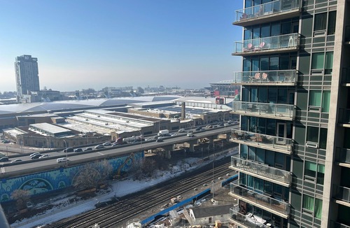 Niagara Condo | Nice 1 bedroom condo steps away from Major International Sporting Event Worldcup