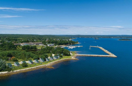Western Shore Resort | Oak Island Resort & Conference Centre