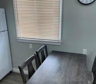 Valley Road House | Oakhill Oasis guest house