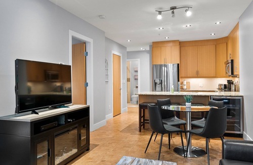 Sicamous Condo | Oasis on Mara lake in 2 bedroom, 2 bathroom condo. Pool and Boat Slip