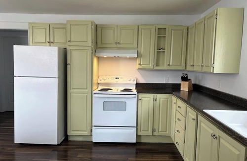 Bay Bulls House | Oceanfront Cottage | Walk to Trail & Boat Tours