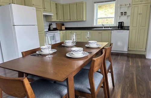 Bay Bulls House | Oceanfront Cottage | Walk to Trail & Boat Tours