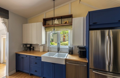 Prospect Bay Cottage | Oceanfront Hideaway w/Private Beach, 25 Mins from Halifax