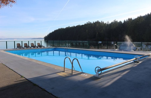 North Oyster House | Oceanside home at Inn of the Sea | Pool & hot tub