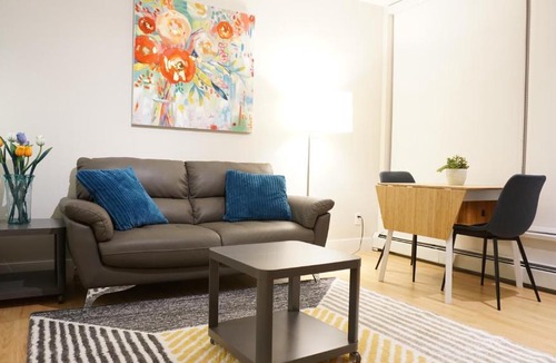 Southeast False Creek Apartment | Olympic Village Living By Citiwest Residences