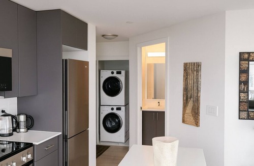 Willowdale Condo | One bedroom fully furnished Condo apartment - Northyork