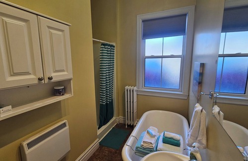 Queens Square Apartment | One Bedroom Sparkler in Charlottetown Historic District