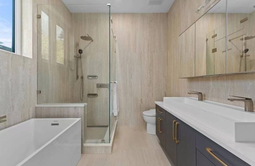 Dunbar House | One-year New Luxury House on Vancouver West Side