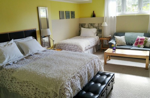Stratford Bed & Breakfast | Opus 74 Bed & Breakfast