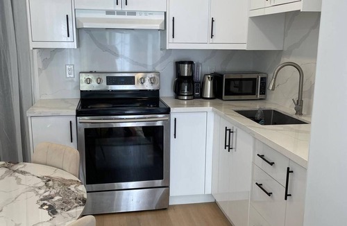 Durham Region House | Oshawa Suite Open Kitchen Living Space