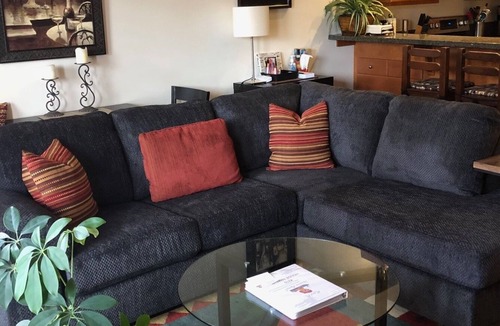 Osoyoos Hotel | Osoyoos Lake Retreat/King Bed/Pool & Hot Tub View/Pet Friendly Getaway