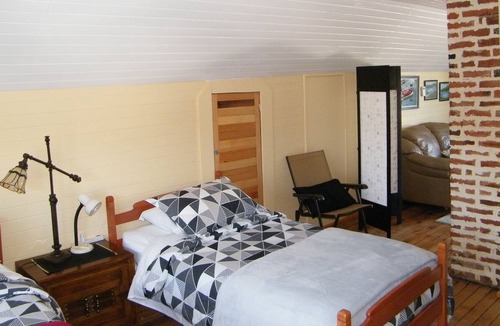 Port Alberni Bed & Breakfast | Outdoor Lovers Aerie- Superb view of Alberni Inlet & Harbour.