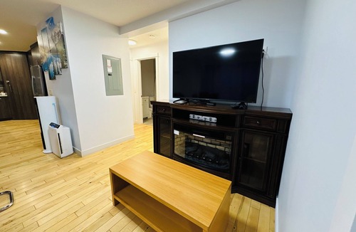 Teepee Town Condo | P1 - Private Hot Tub - 3 Bedroom Home - Mountain View