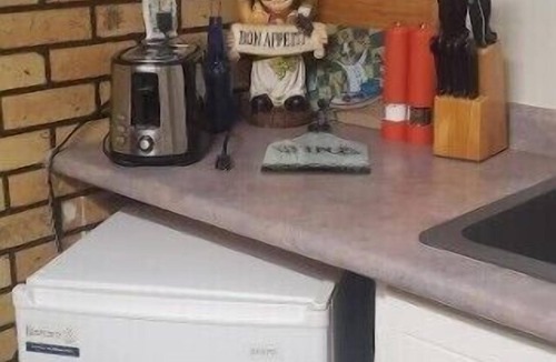 Rutland Apartment | Pam's Little Italy