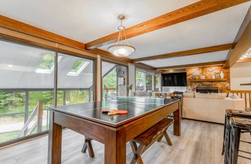 East Kootenay Villa | Panorama SkiLodge True Ski InOut Amazing Amenities