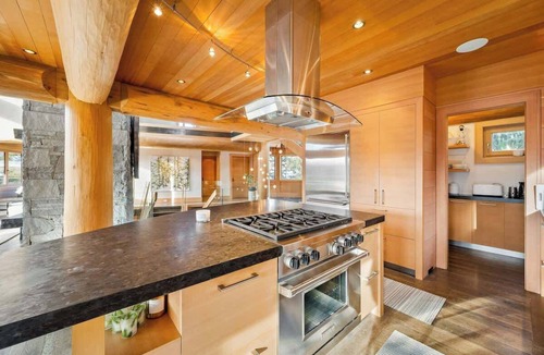 Whistler Creekside House | Panoramic Estate | Kadenwood | Ski In Ski Out